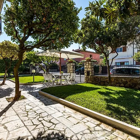 Da Milena Πανσιόν Fonteblanda